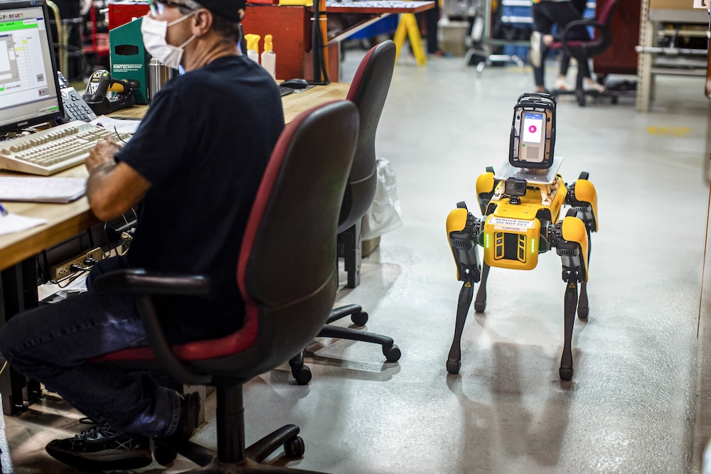 Perros robots de Ford que optimizan la eficiencia en la producci&oacute;n