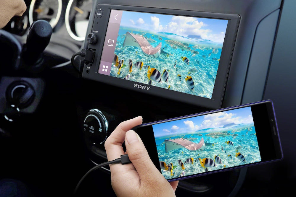 Estéreo para automóviles con pantallas táctiles de Sony