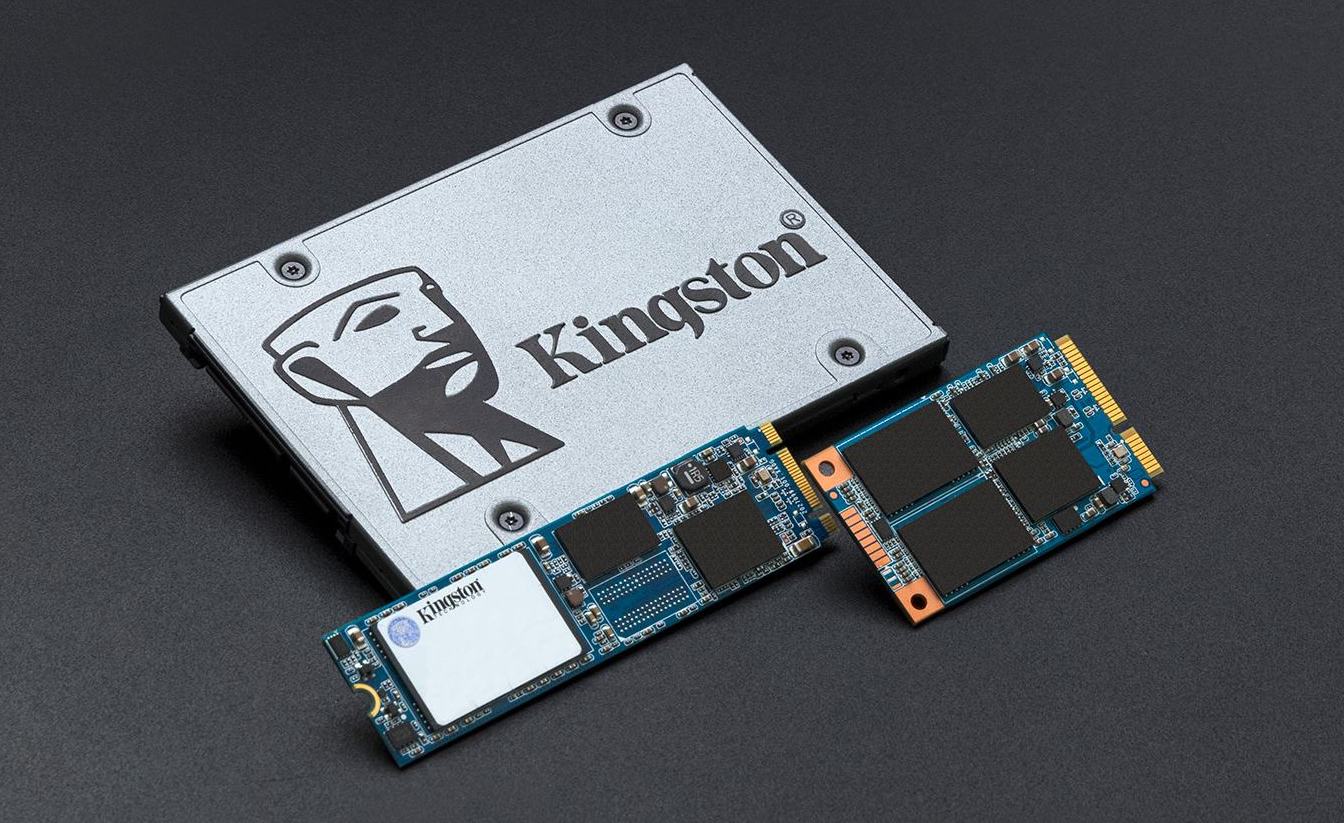 Memorias RAM y SSD de última generación permiten jugar online