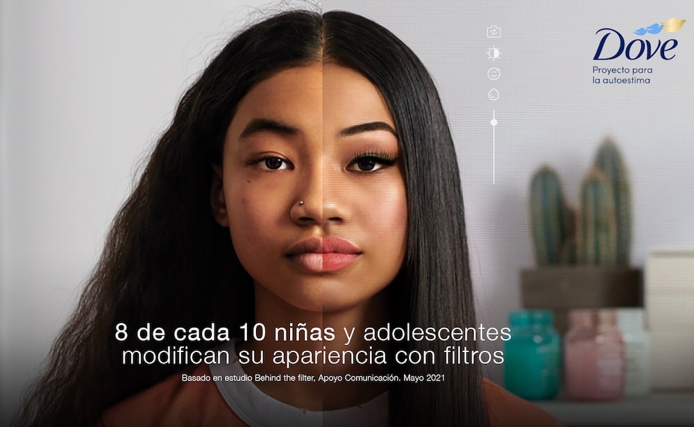 Adolescentes peruanas usan filtros para cambiar su apariencia
