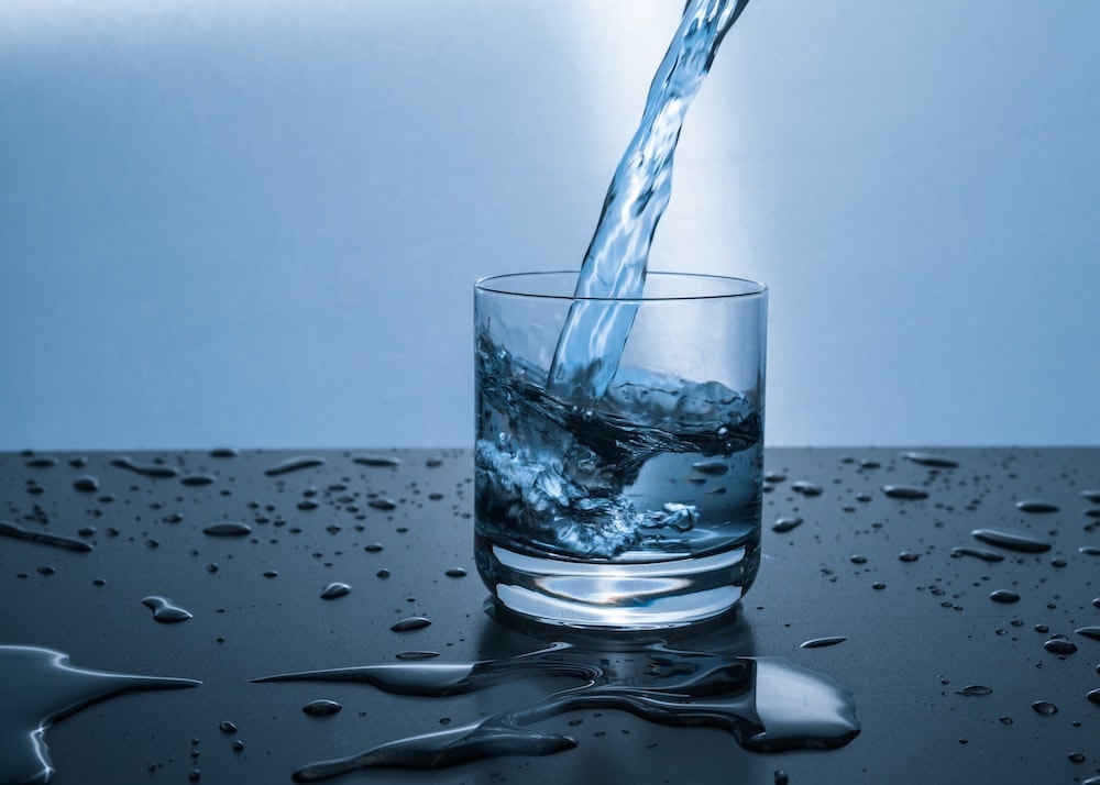 Tecnología y cambio de hábitos para ahorrar agua en el hogar