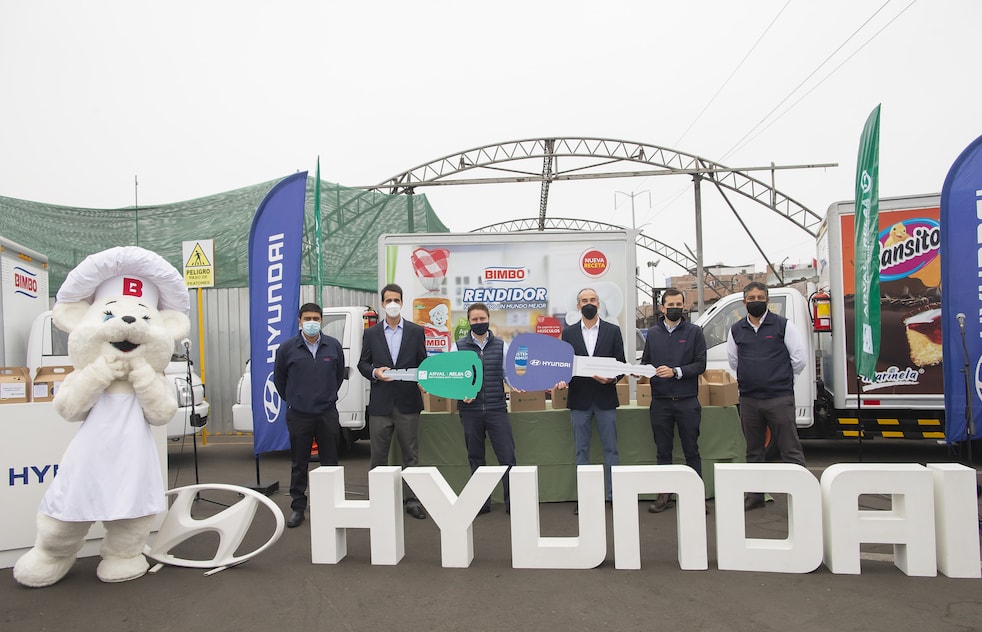 Bimbo renueva alianza con Hyundai y Relsa para su flota de veh&iacute;culos