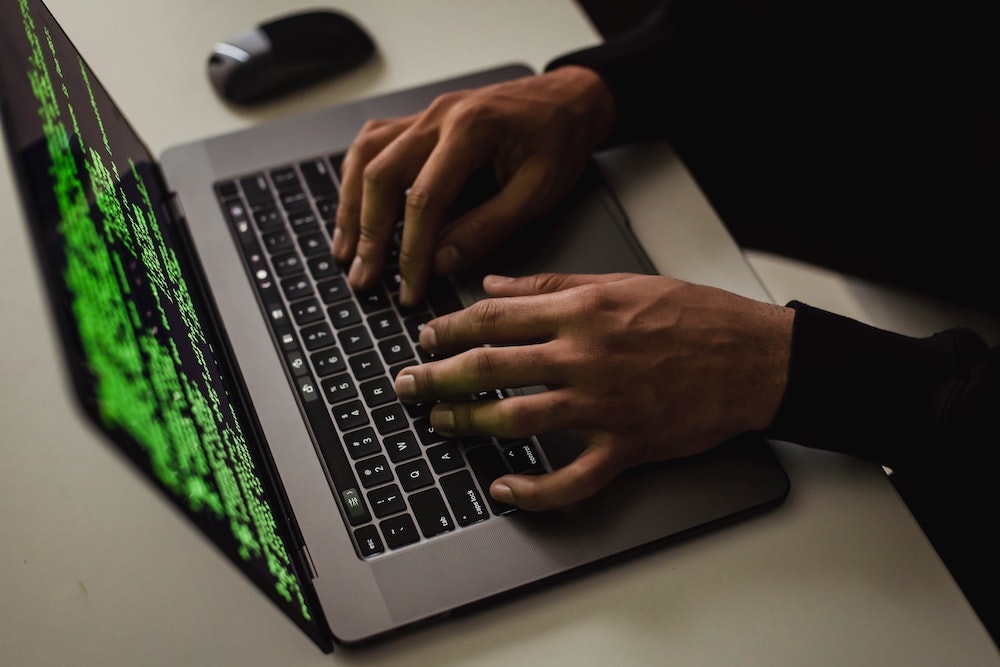 Log4Shell: Atacantes explotan vulnerabilidad para distribuir malware