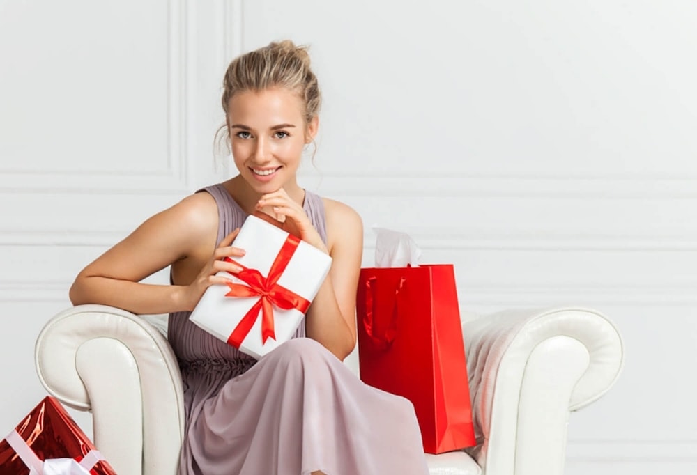 Tres regalos tecnológicos para consentir tu rostro en este verano