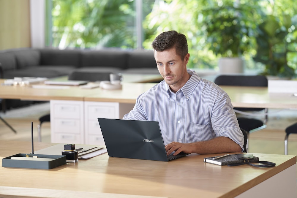 &iquest;C&oacute;mo elegir una laptop para realizar un &oacute;ptimo teletrabajo?