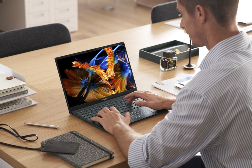 ASUS ofrece las mejores laptops para carreras creativas