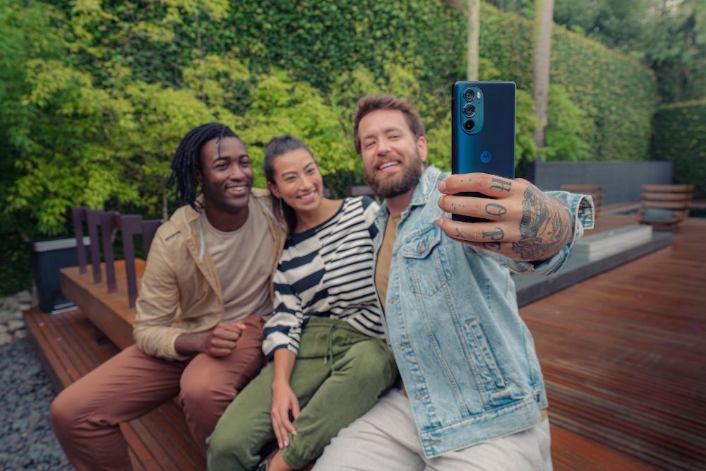 Motorola lanza globalmente el nuevo motorola edge 30 pro