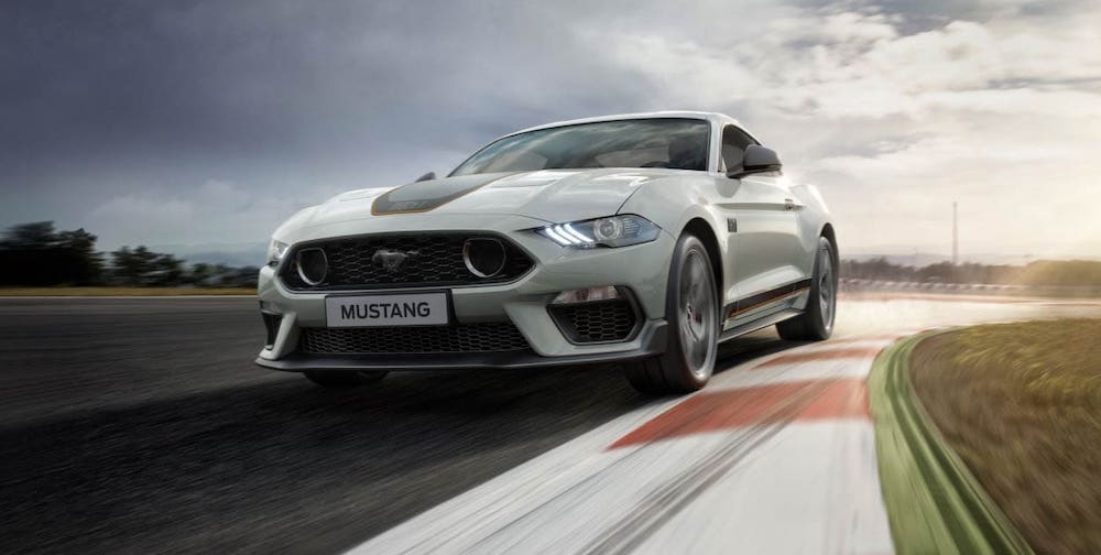 Escape Híbrida y Mustang Mach1 en “Mejor Coche del Año 2021”