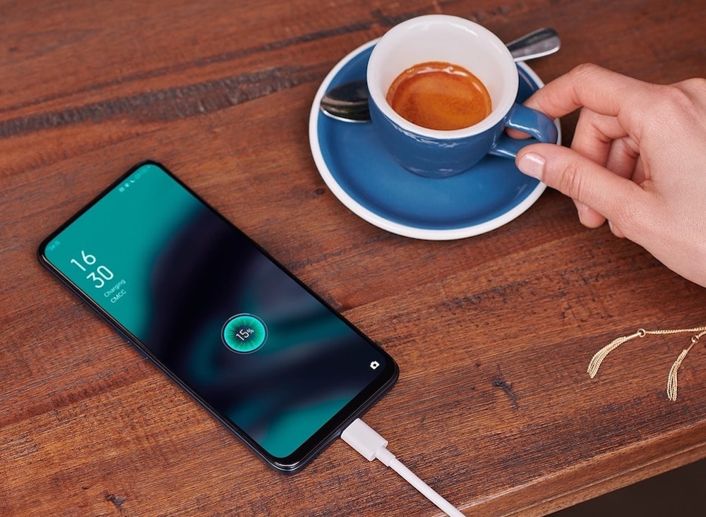 OPPO lidera la venta de tel&eacute;fonos inteligentes en China