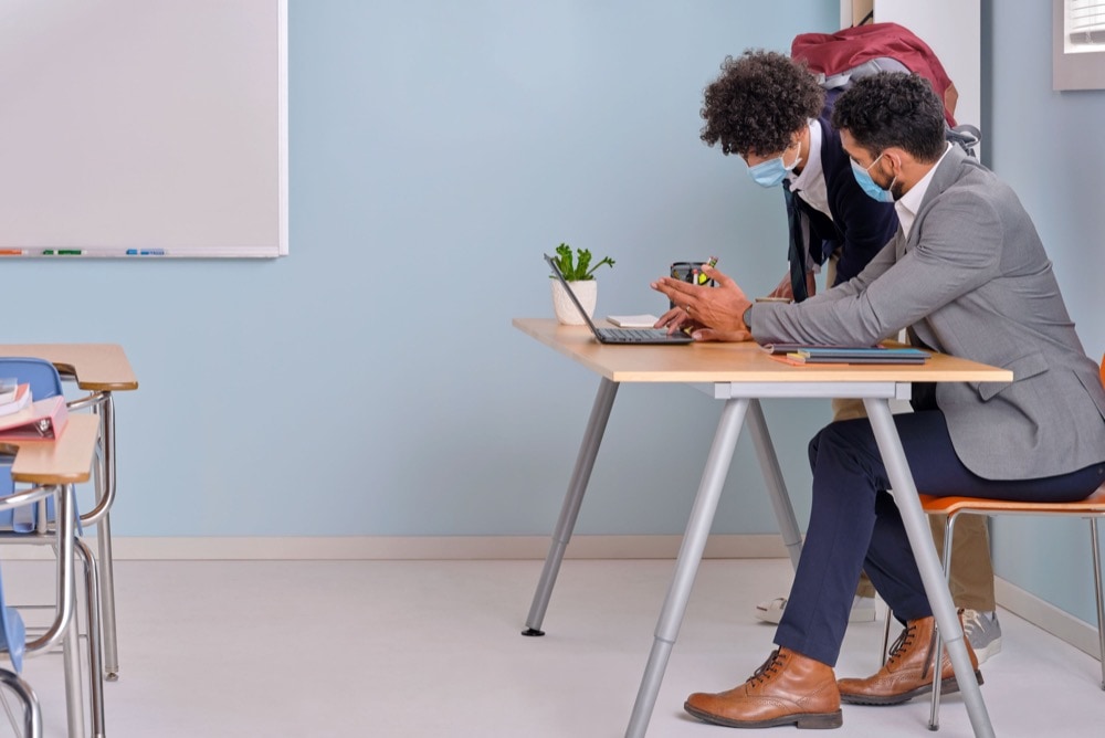 Silabuz, HP y Microsoft darán becas a profesores de Perú