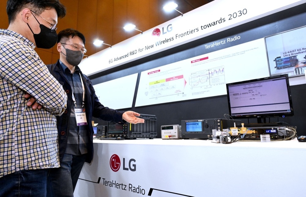 LG presenta vehículo inteligente y tecnología 6G