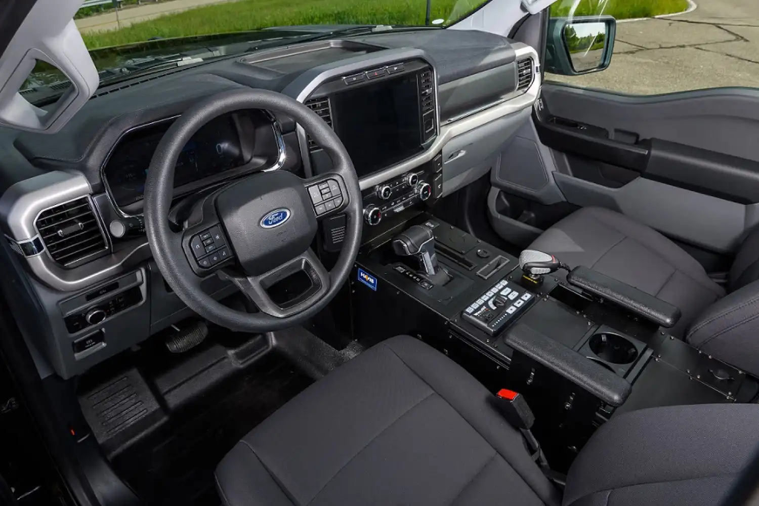 Ford presenta la primera pick-up eléctrica para policías