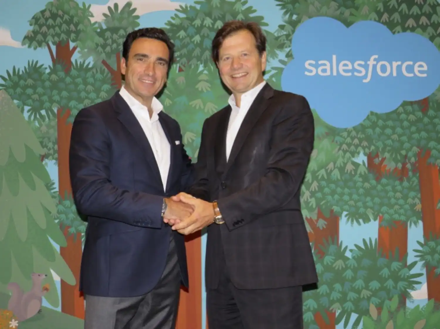 Astara y Salesforce celebran alianza estratégica