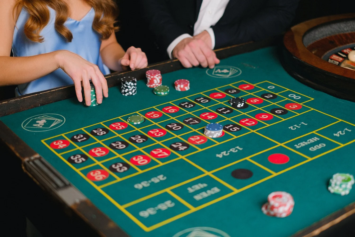 &iquest;Es posible ganar en las m&aacute;quinas tragamonedas? Desmitificando mitos