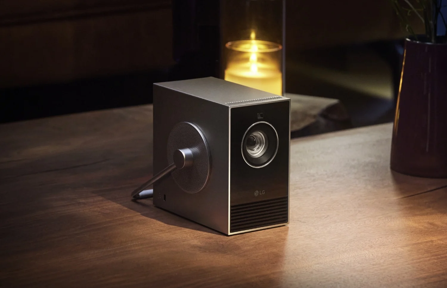 LG lanza proyector 4K que funciona como un objeto de arte