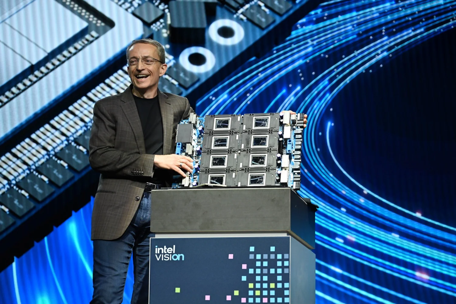 Intel Gaudi 3 impulsa la inteligencia artificial empresarial