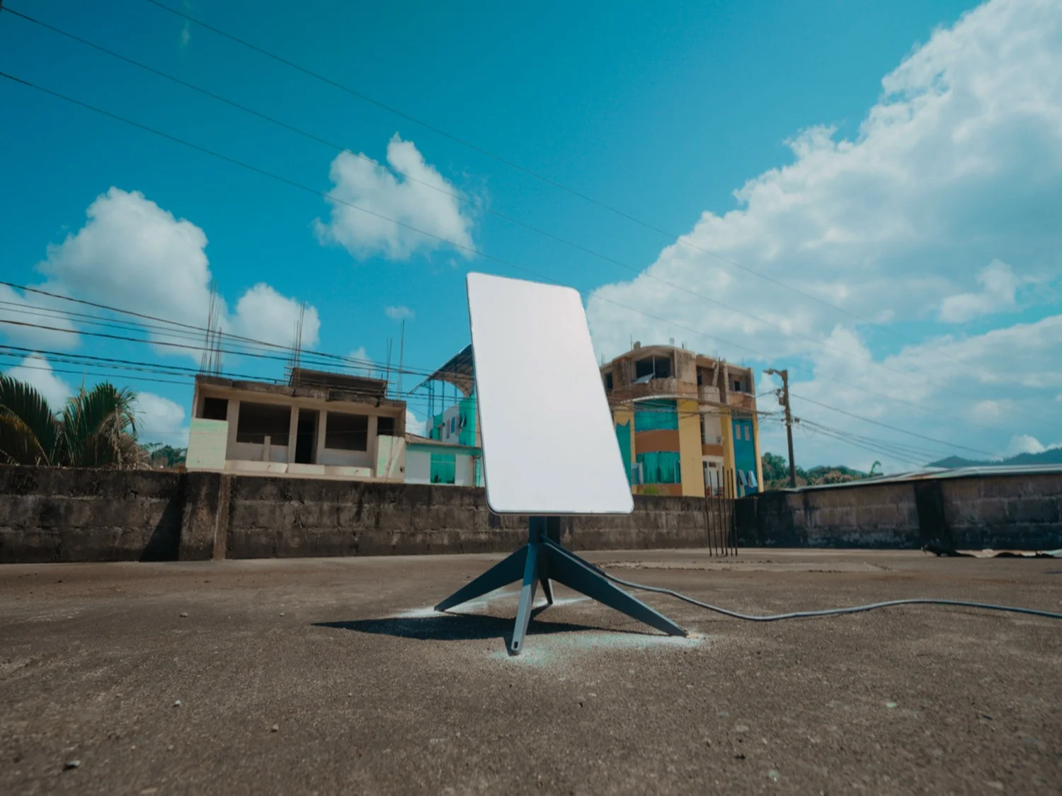 Yape lleva internet satelital a más de 36 mil estudiantes en Perú