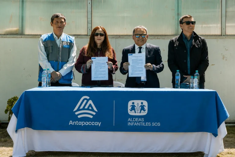 Antapaccay y Aldeas Infantiles SOS firman convenio por residuos