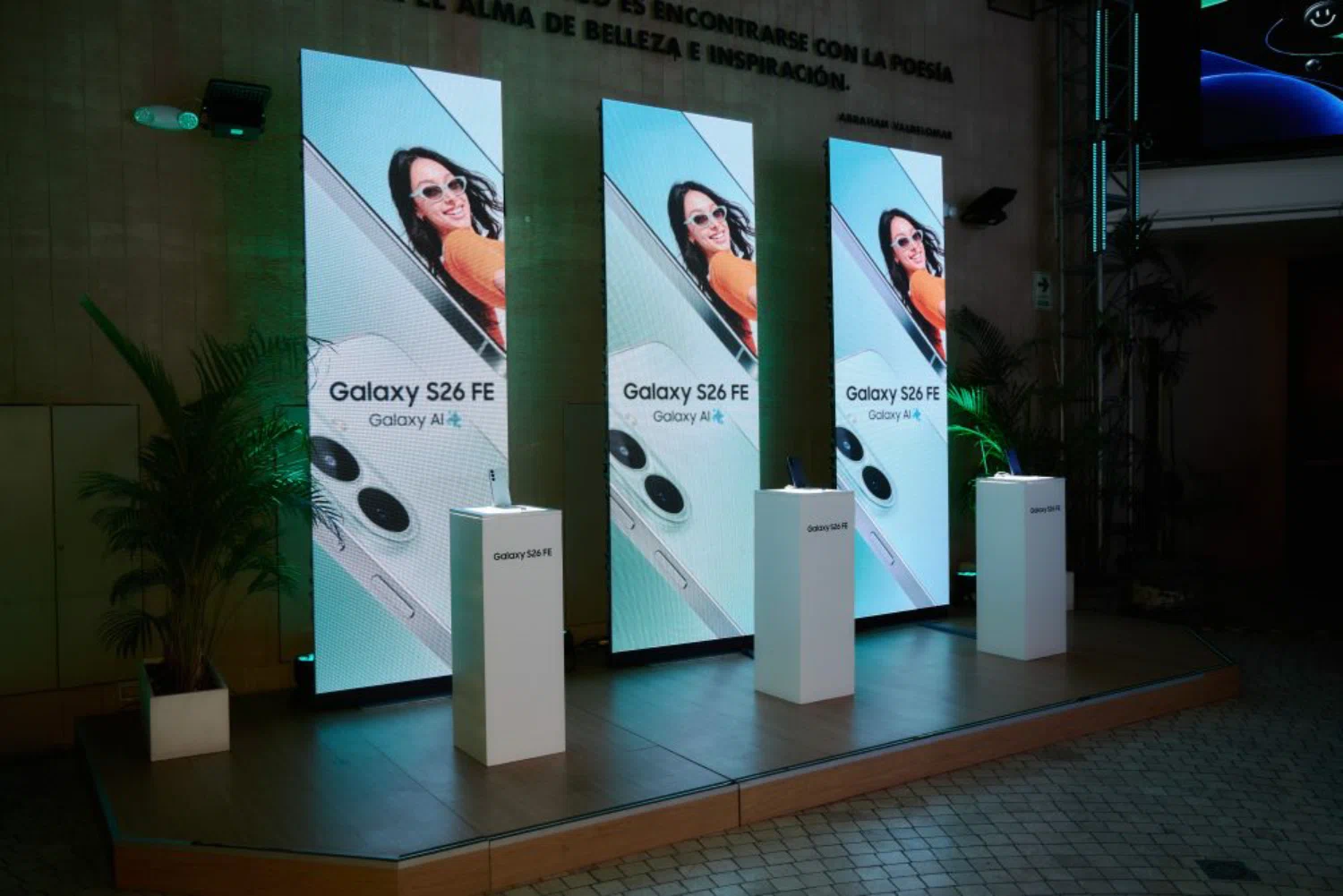 Galaxy S26 FE llega a Perú con IA y Wallet