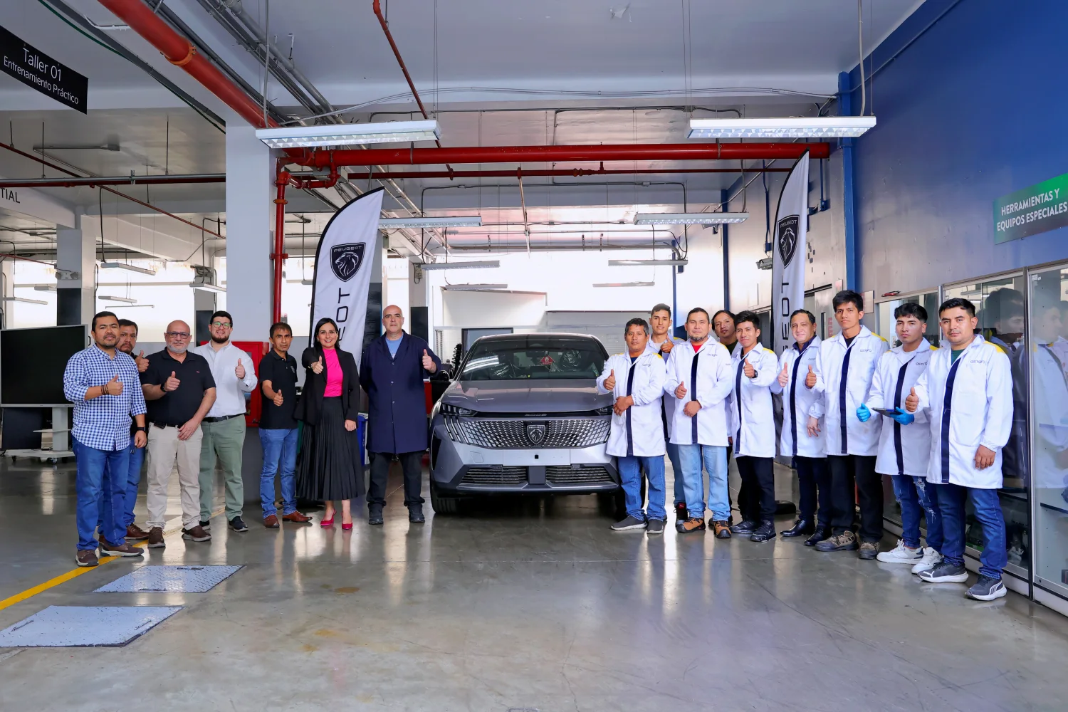Peugeot impulsa la formaci&oacute;n t&eacute;cnica de su red de servicio