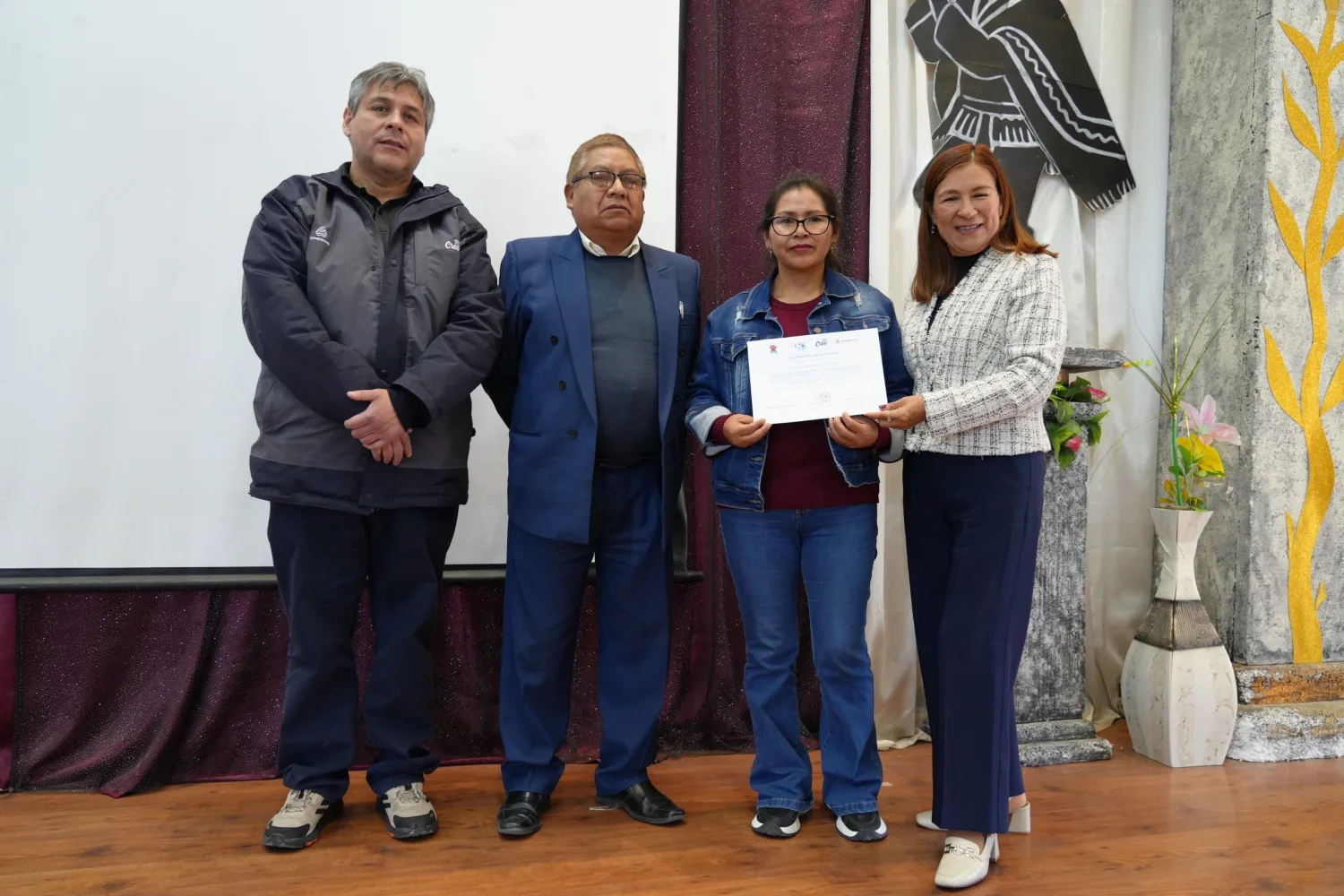 200 docentes de Espinar culminan curso sobre tecnologías