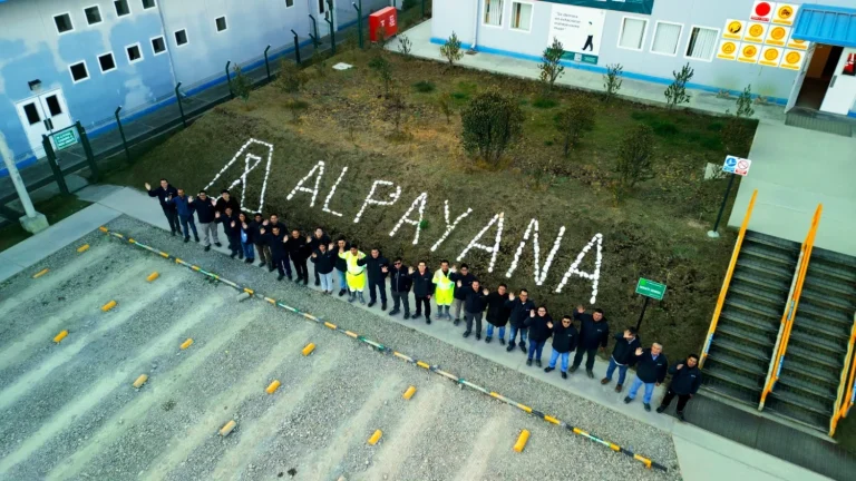 Alpayana celebra 40 años y proyecta crecimiento internacional