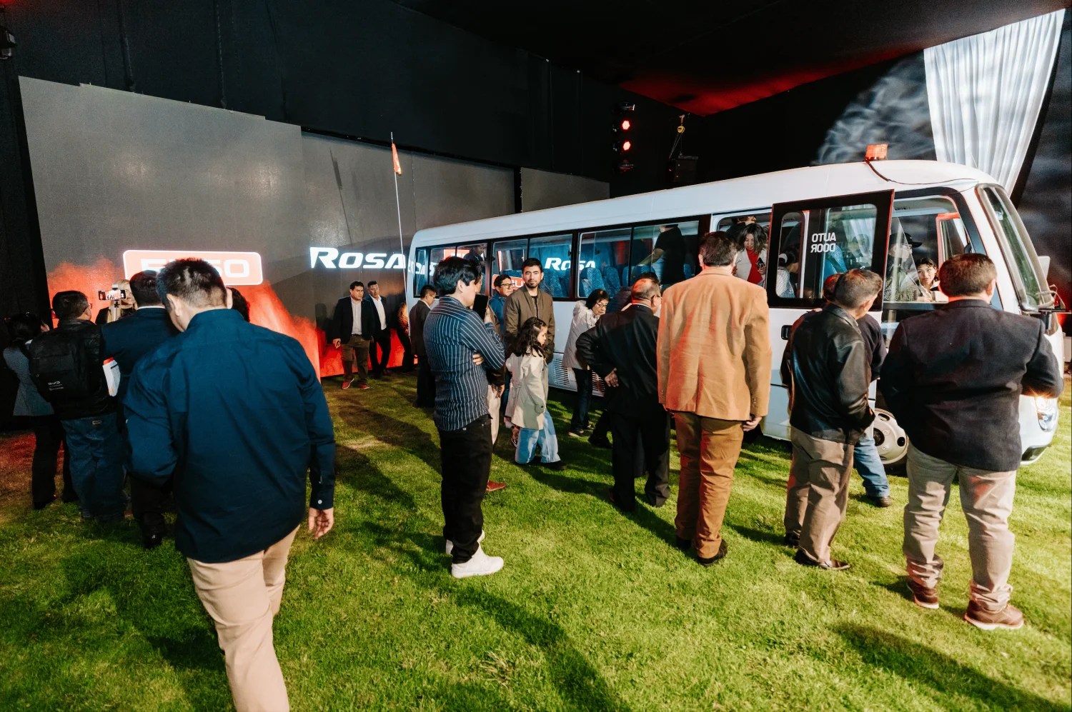 FUSO Perú presentó en Arequipa el nuevo bus Rosa Euro VI