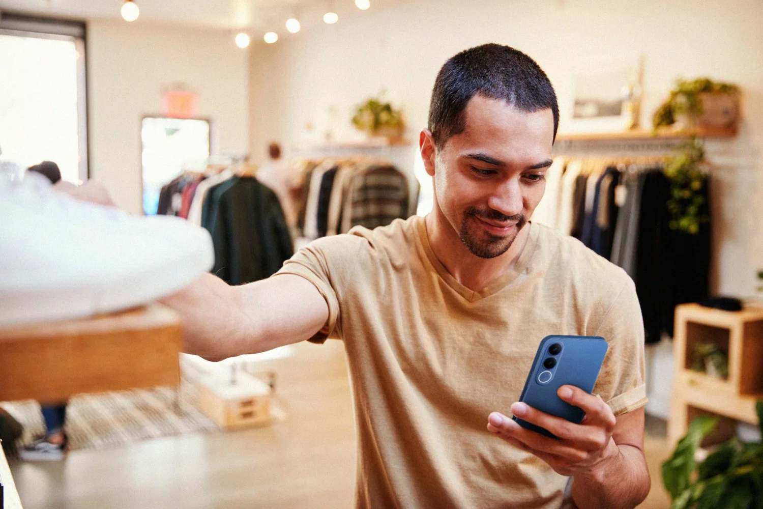Gesti&oacute;n de ventas y operaciones desde el celular con apps gratuitas
