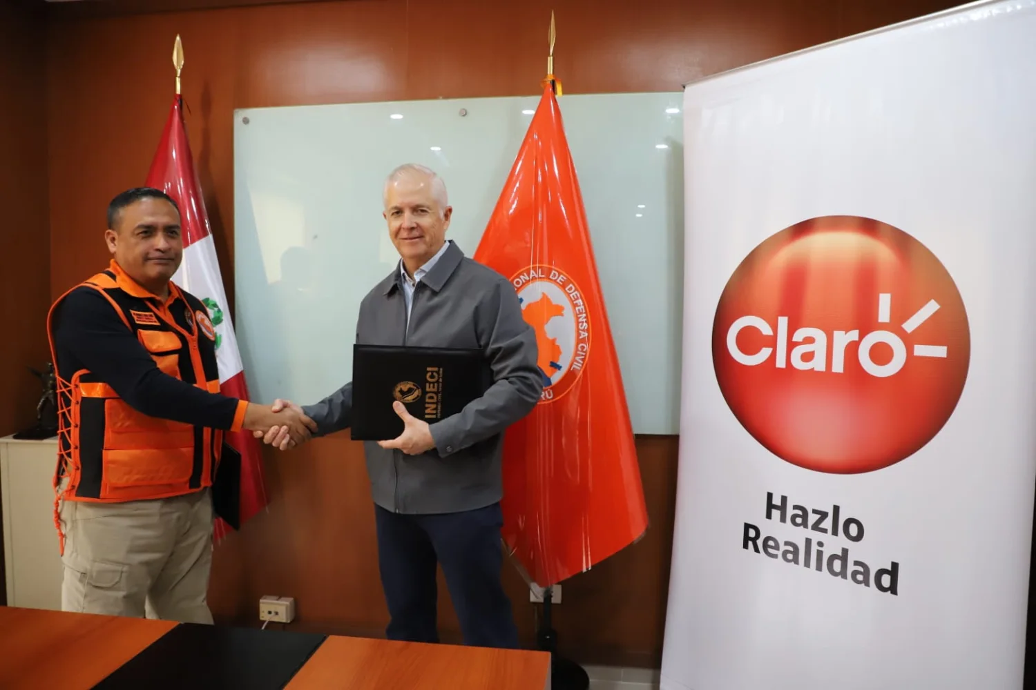 INDECI y Claro difunden información ante emergencias y El Niño
