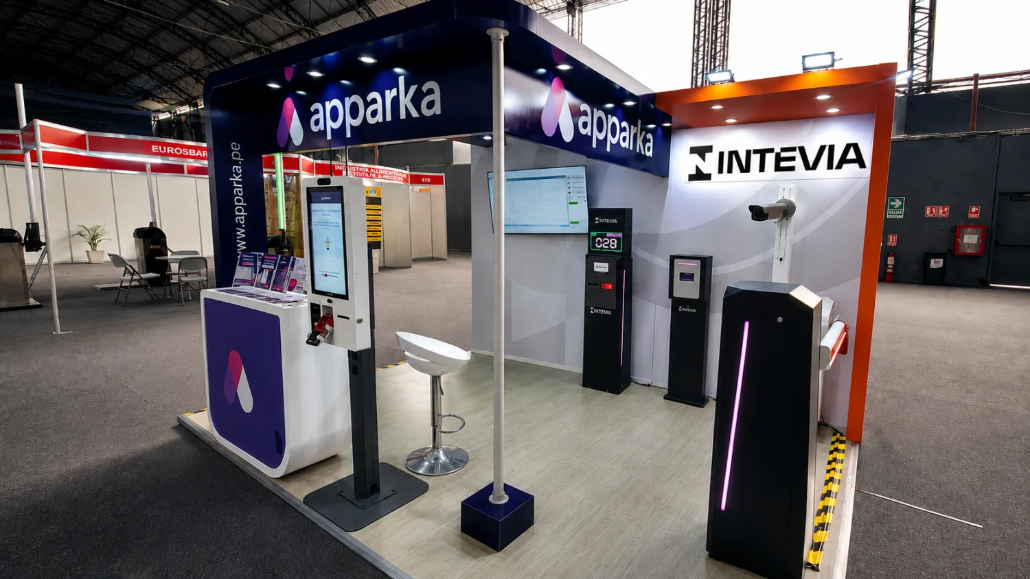Intevia valida tecnología de estacionamientos en Apparka en Perú