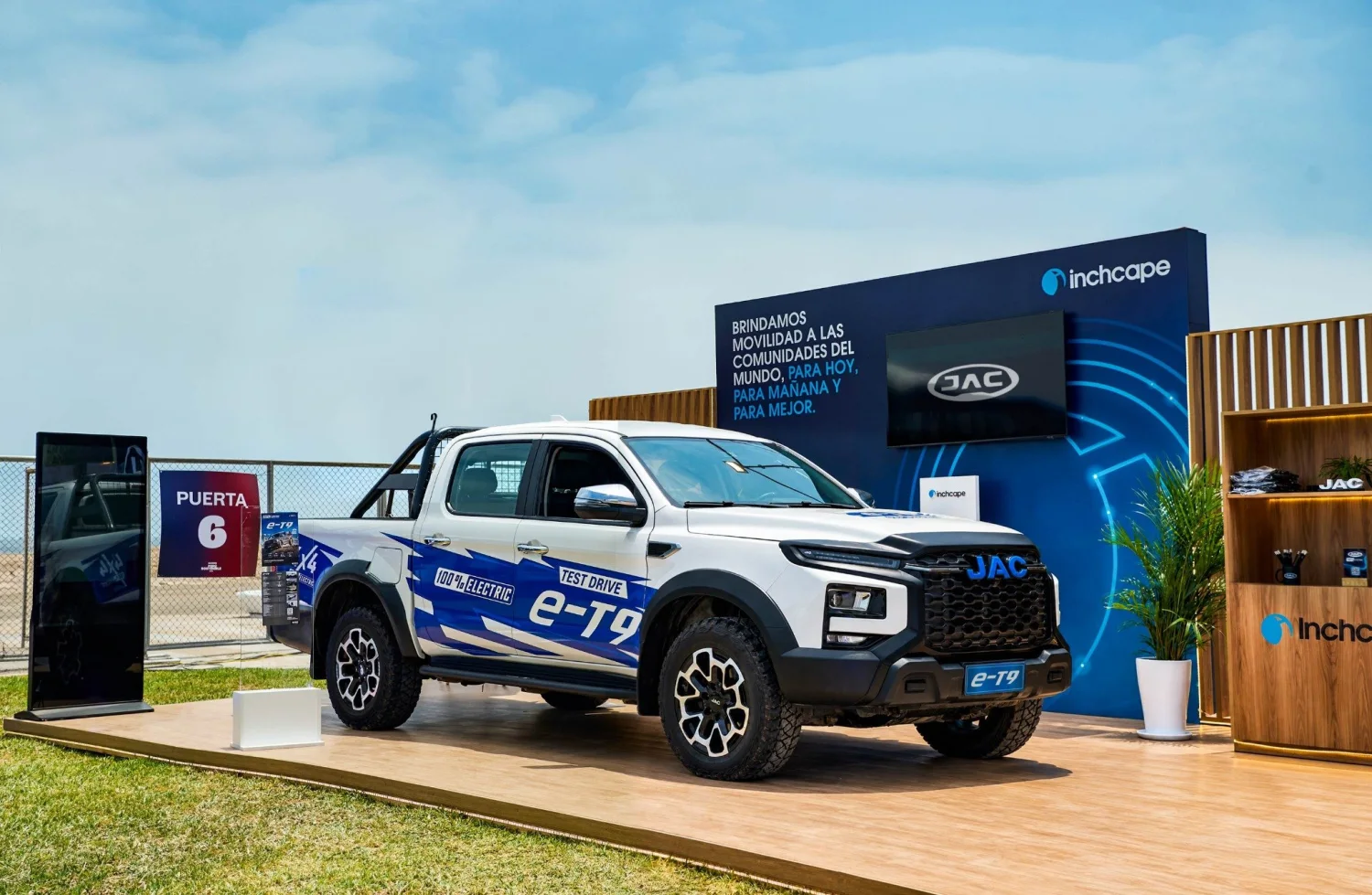 JAC presenta la e‑T9 4x4 el&eacute;ctrica en Per&uacute; Sostenible 2026