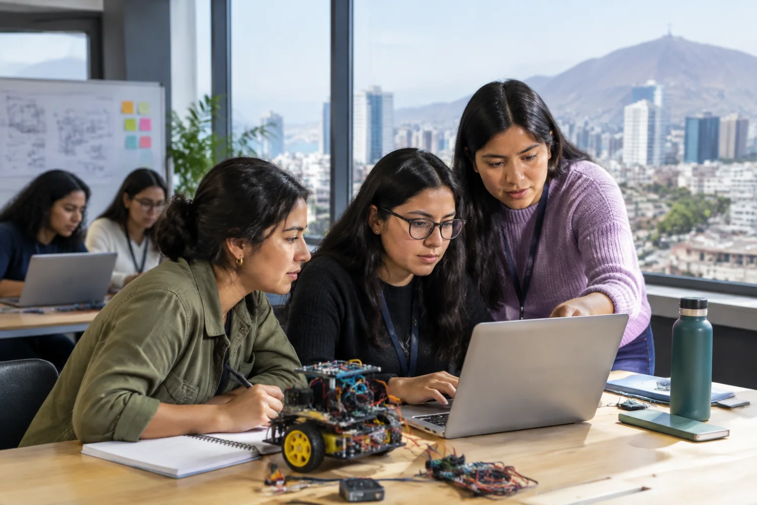Mujeres en tecnolog&iacute;a impulsan liderazgo en Lima 2026
