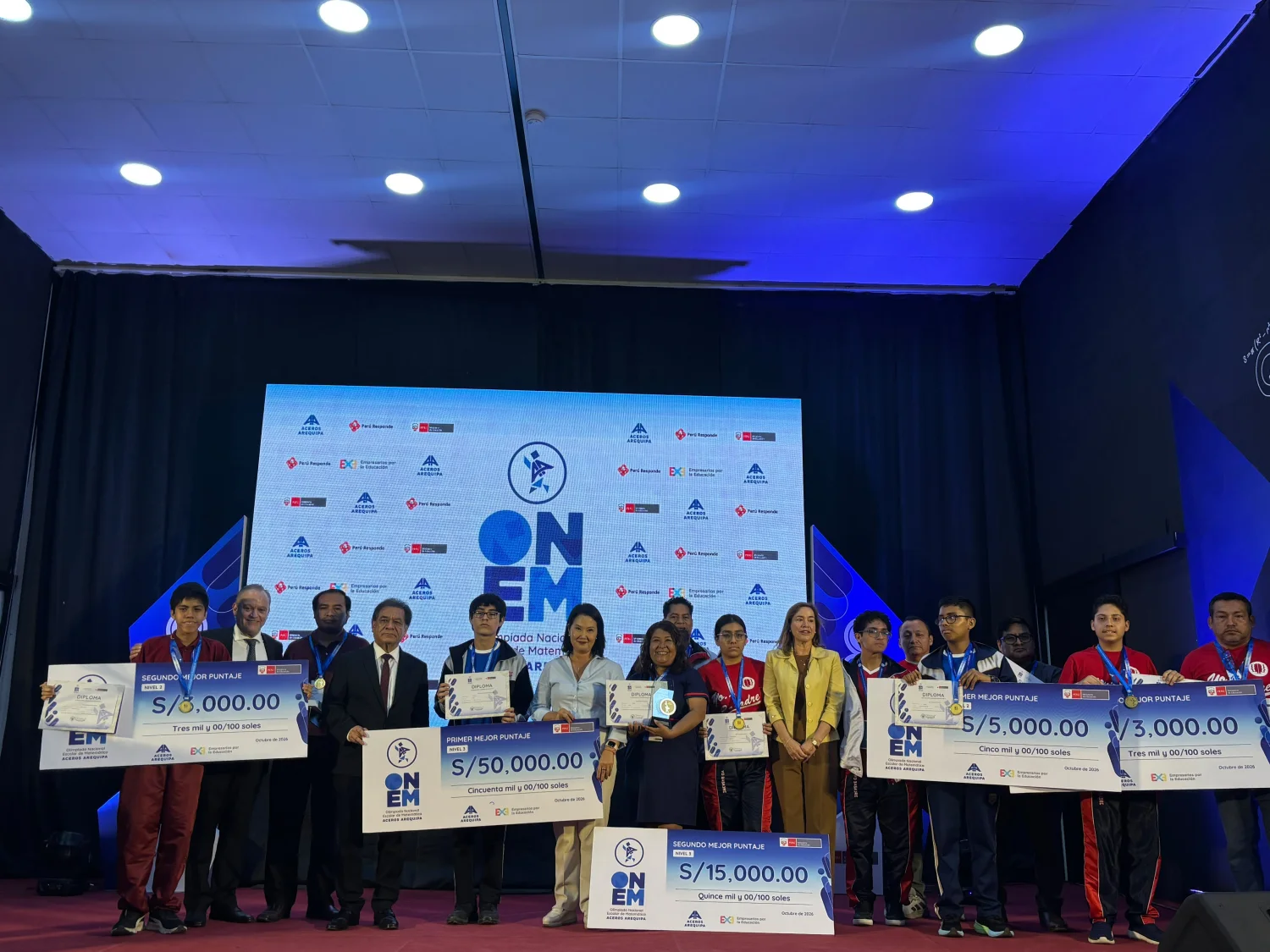 ONEM Aceros Arequipa 2026 premia a 72 talentos de 26 regiones del país