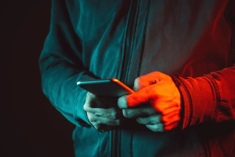 El teléfono puede facilitar suplantación y acceso a cuentas
