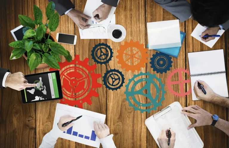 Zoho lanza Analytics 7.0 con agentes de IA para empresas